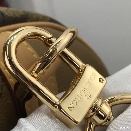 VUITTON BANDOULIÈRE 50 KEEPALL LOUIS 0505